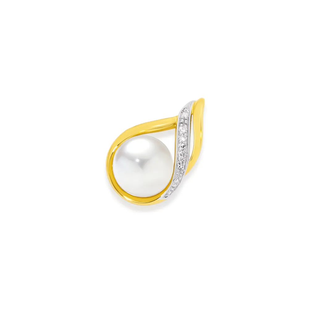 Prouds Pendants>9Ct Freshwater Pearl & Diamond Pendant In White